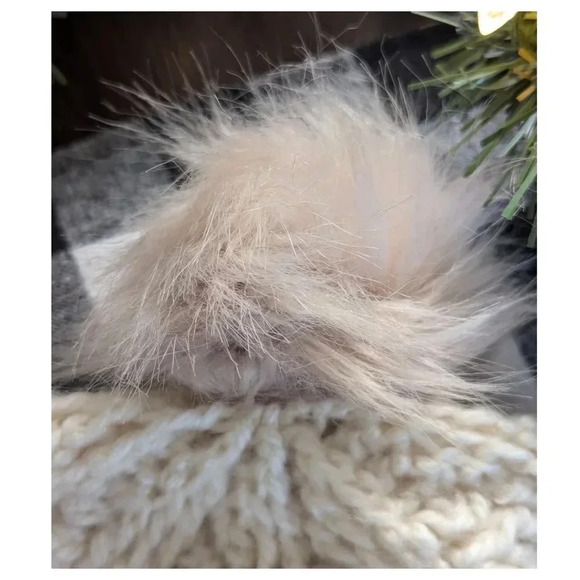 HANDMADE Crochet Cream Plaid Beanie w/ Authentic Chanel Accent Button - Picture 4 of 5